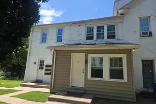 870 E High St, Pottstown, PA 19464 - Photo 10