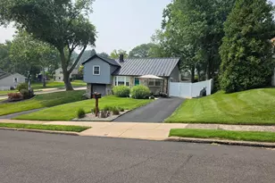 209 Limestone Ln, Willow Grove, PA 19090 - Photo 2