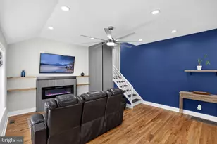 209 Limestone Ln, Willow Grove, PA 19090 - Photo 2