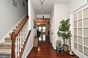 245 Sumner Ct, Harleysville, PA 19438 - Photo 2