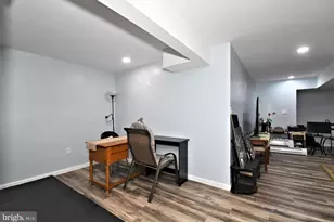 245 Sumner Ct, Harleysville, PA 19438 - Photo 38