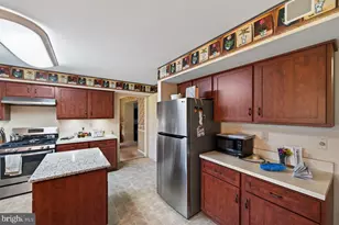 325 Sonnet Ln, Collegeville, PA 19426 - Photo 18