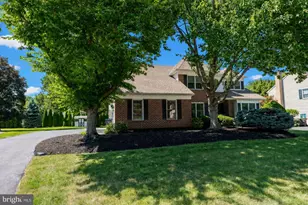 325 Sonnet Ln, Collegeville, PA 19426 - Photo 4