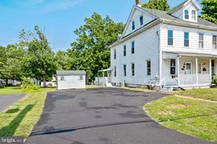 204 Elm Ave, North Wales, PA 19454 - Photo 4