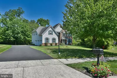 414 Forest Lane, North Wales, PA 19454 - Photo 2
