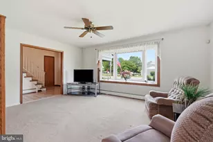 925 Fillmore Rd, Norristown, PA 19403 - Photo 8