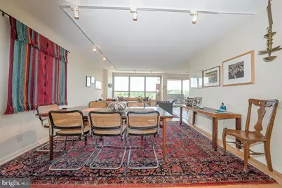 1001 City Avenue #E-1018, Wynnewood, PA 19096 - Photo 6