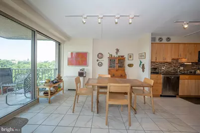 1001 City Avenue #E-1018, Wynnewood, PA 19096 - Photo 10