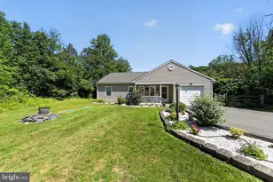 233 Snyder Rd, Pottstown, PA 19464 - Photo 1