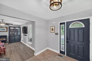 302 Mulberry Dr, Royersford, PA 19468 - Photo 6