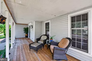 302 Mulberry Dr, Royersford, PA 19468 - Photo 4