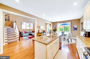 108 Carriage Ct, Plymouth Meeting, PA 19462 - Photo 8
