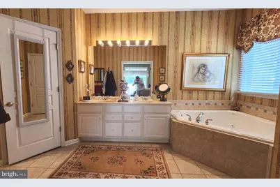 723 Village Avenue, Collegeville, PA 19426 - Photo 18