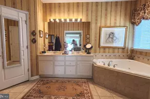 723 Village Ave, Collegeville, PA 19426 - Photo 18