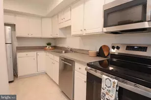 1009 Middleton Pl, West Norriton, PA 19403 - Photo 14