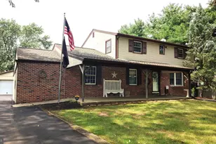 571 Township Line Rd, Telford, PA 18969 - Photo 1