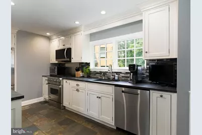 31 Snowden Road, Bala Cynwyd, PA 19004 - Photo 8