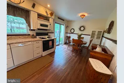 1051 Bramblewood Court, Pottstown, PA 19464 - Photo 6