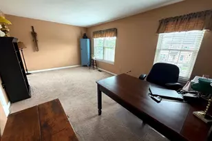 1051 Bramblewood Ct, Pottstown, PA 19464 - Photo 12
