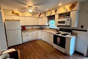 1051 Bramblewood Ct, Pottstown, PA 19464 - Photo 4