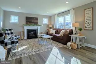 727 Fawn Wy, Pennsburg, PA 18073 - Photo 6