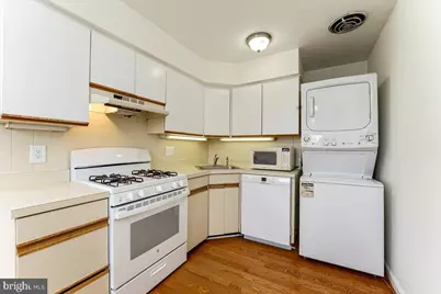383 Lakeside Road #308, Ardmore, PA 19003 - Photo 6