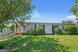 10 Juniper Ct W, Harleysville, PA 19438 - Photo 24