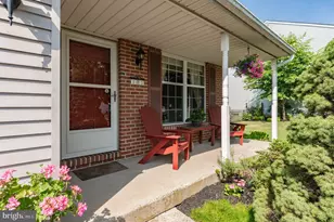 121 Winding Way, Telford, PA 18969 - Photo 2