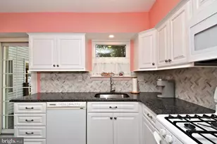 106 Station Dr, North Wales, PA 19454 - Photo 18
