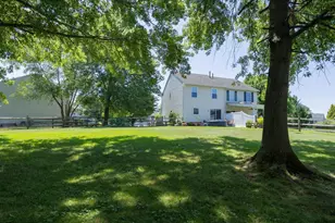 118 Abbey Ln, Telford, PA 18969 - Photo 14