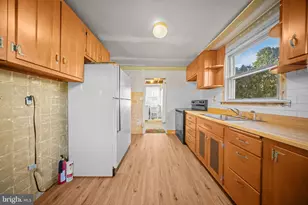 301 Greenwood Rd, Lansdale, PA 19446 - Photo 6