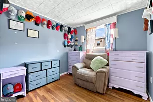 1307 Midland Rd, Conshohocken, PA 19428 - Photo 12