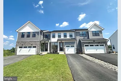 332 Aspen Way, King of Prussia, PA 19406 - Photo 1