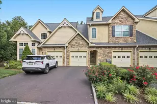 2463 Merri Claude Dr, Norristown, PA 19401 - Photo 1
