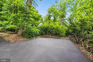 156 Gypsy Ln, King of Prussia, PA 19406 - Photo 8