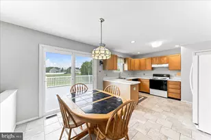 423 Larchwood Dr, Royersford, PA 19468 - Photo 14