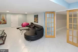 3930 Pond View Ln, Huntingdon Valley, PA 19006 - Photo 42