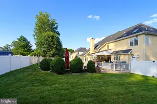 3930 Pond View Ln, Huntingdon Valley, PA 19006 - Photo 50