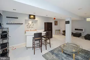 3930 Pond View Ln, Huntingdon Valley, PA 19006 - Photo 44