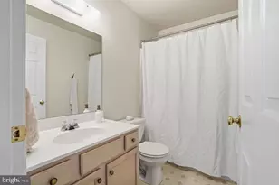 468 Berkshire Dr, Souderton, PA 18964 - Photo 4