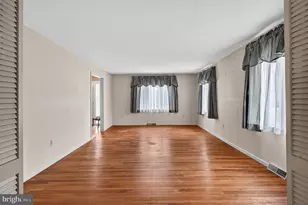 1381 Sumneytown Pike, Lansdale, PA 19446 - Photo 10