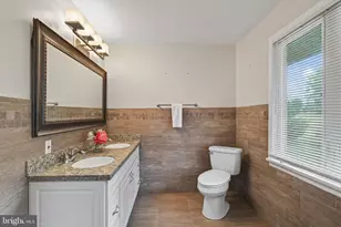1381 Sumneytown Pike, Lansdale, PA 19446 - Photo 28