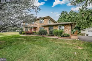 1381 Sumneytown Pike, Lansdale, PA 19446 - Photo 2