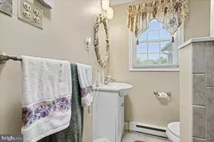 3013 Cottage Ln, East Norriton, PA 19401 - Photo 18