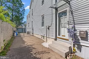 129 Blake Ave, Jenkintown, PA 19046 - Photo 2