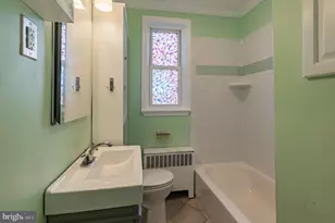 323 Coates St, Bridgeport, PA 19405 - Photo 22