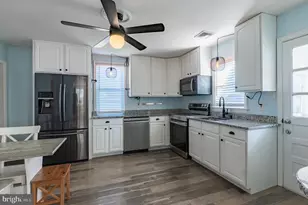 323 Coates St, Bridgeport, PA 19405 - Photo 10