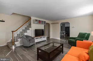 323 Coates St, Bridgeport, PA 19405 - Photo 6