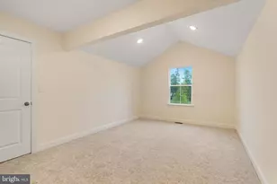 1045 Oak Ridge Dr, Horsham, PA 19044 - Photo 52