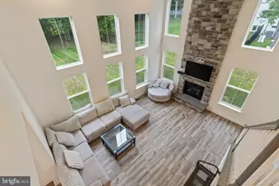 1045 Oak Ridge Dr, Horsham, PA 19044 - Photo 30